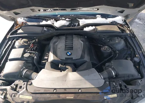 2007 BMW 750Li из США, поврежденный, VIN WBAHN83517DT75423